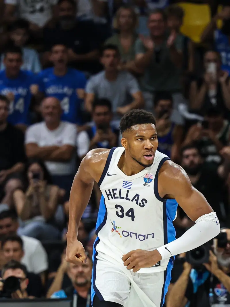 开云登录入口地址-大杀器！字母哥更新社媒，晒出自己在欧锦赛的赛场照