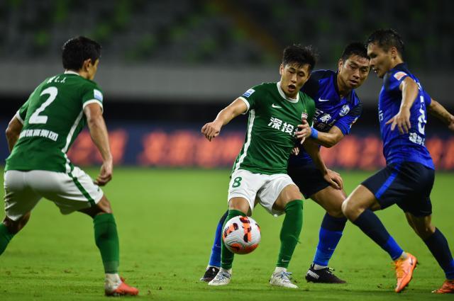 开云官方网站-戴伟浚助攻数据追平标王 终场前受伤恐影响东亚杯